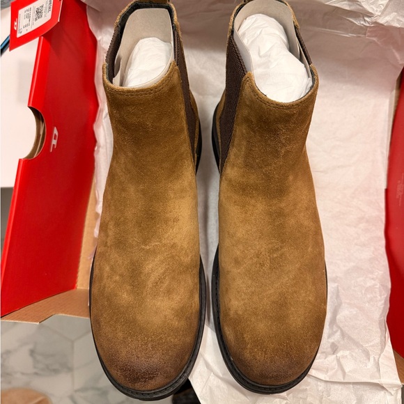 NWB Diesel Chelsea boot tan sz 8.5 - Picture 7 of 7